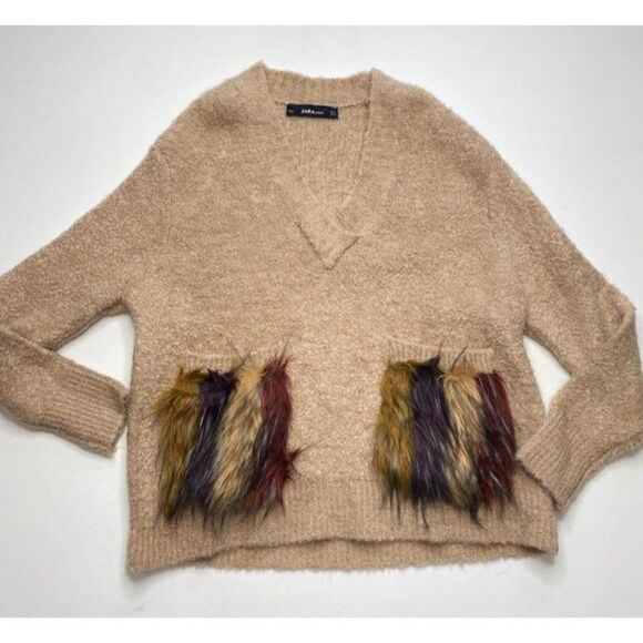 ZARA Beige V Neck Oversized Faux Fur ‎ Pocket Wool Blend Sweaater Medium - Picture 3 of 8